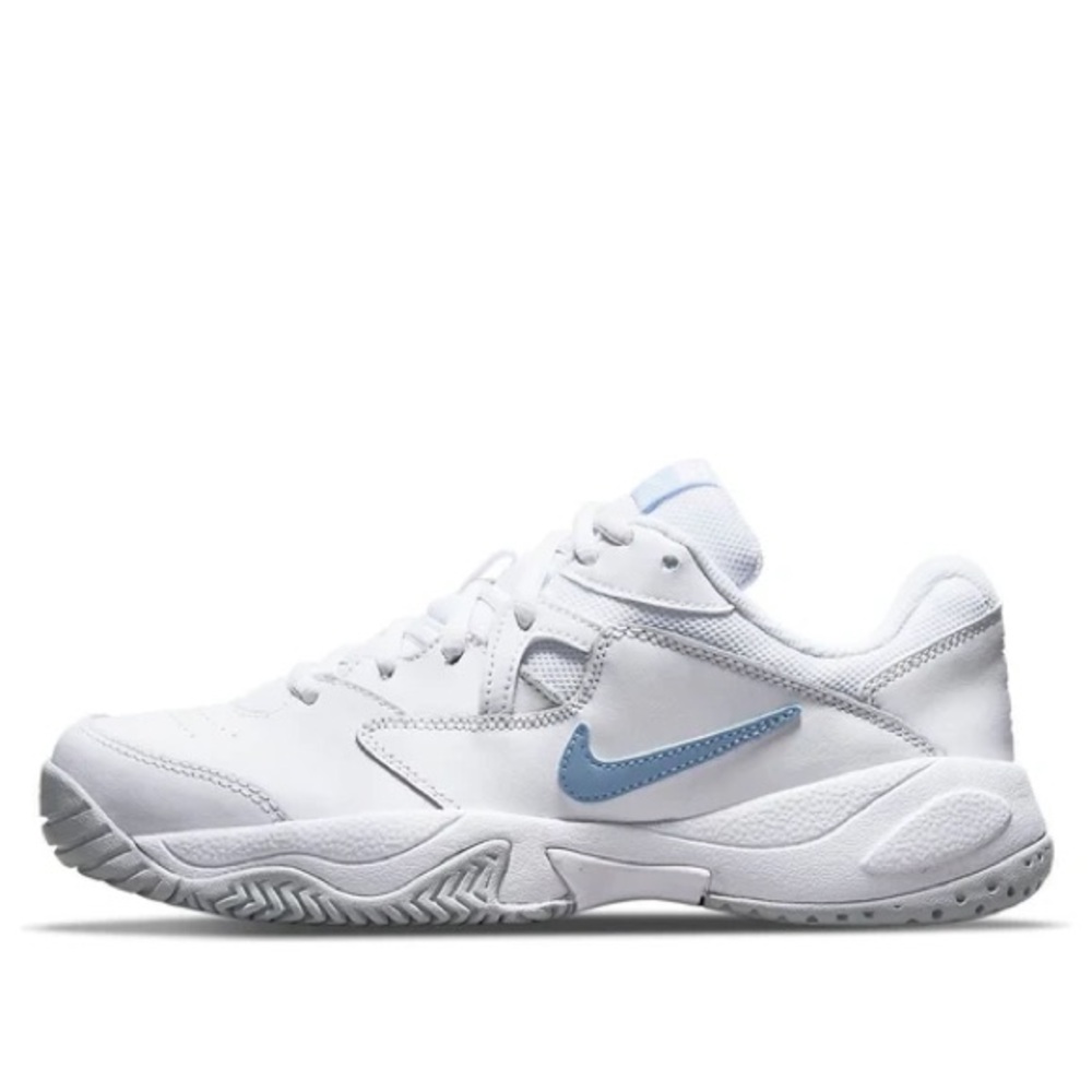 Nike Court Lite 2 in White and Platinum